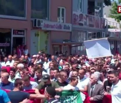 Haine trasnite si incaltaminte amuzanta