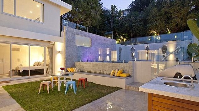 Cum arata casa de 7 milioane in care va locui Kylie Minogue