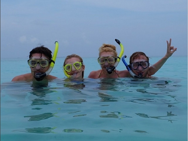 Vedetele din Rusia au fugit in Maldive!
