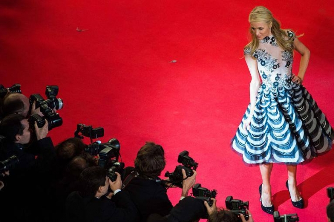 Paris Hilton, in pantofi creati de 2 moldovence