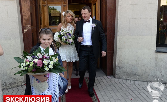 Uite cum arata aleasa cunoscutului actor Marat Basarov