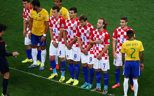 Scandalos! Fotbalistii croati, surprinsi goi intr-o pisicina