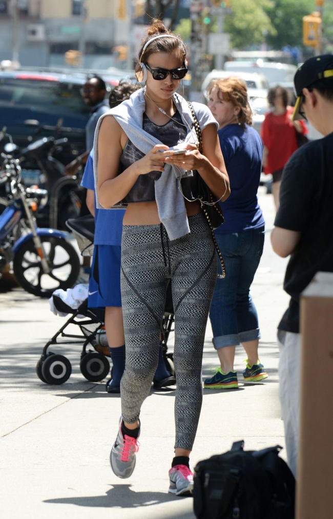 Irina Shayk, intr-o zi normala din viata