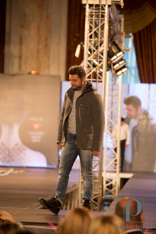adrian ursu, sotie