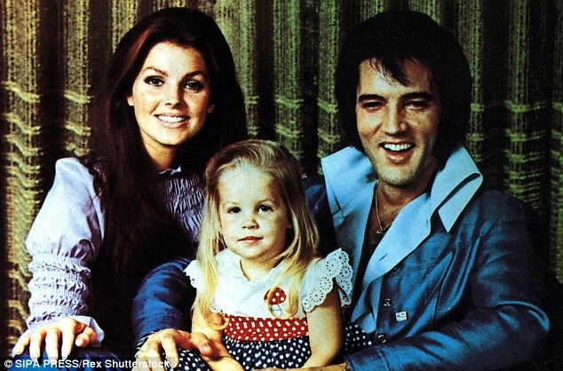 priscilla presley, sotia