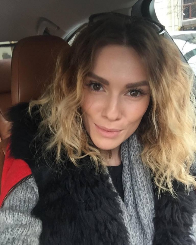 Olia Tira a publicat o fotografie in care spune ca ar fi fara machiaj