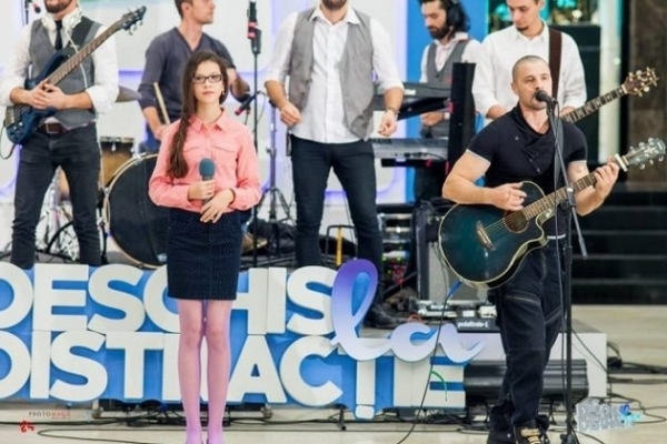 Cleopatra Stratan s-a schimbat mult. Cu ce se ocupă acum