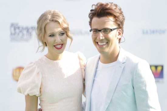 Ksenia Sobchak incearca sa o faca geloasa pe Alla Pugaciova