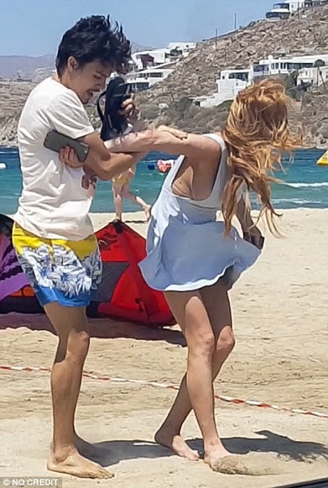 Lindsay Lohan, batuta de iubitul sau, milionarul rus Egor Tarabasov