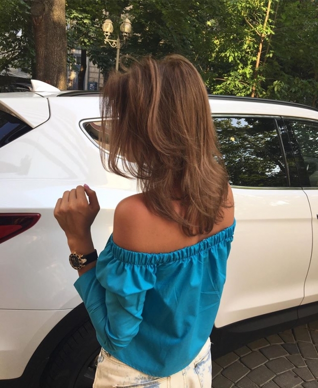 Renato Usatai iubeste blondele. Vezi ce schimbare de look si-a facut Sandra Dodon