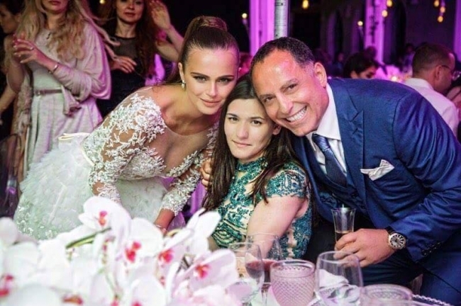 Xenia Deli, alaturi de mama si bunica