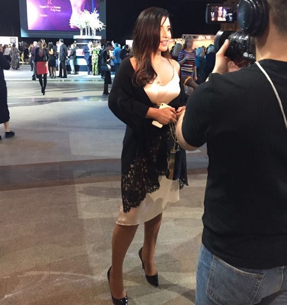 Jasmin Shor, la saptamana modei din Moscova. Iata ce tinuta a purtat la o prezentare de moda