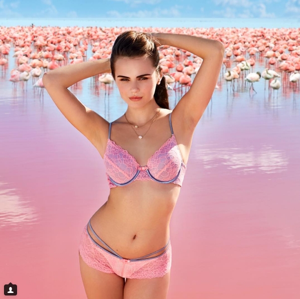 Xenia Deli s-a ingrasat. Moldoveanca pare mai plinuta in cea mai recenta sedinta