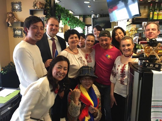 Cativa japonezi au invatat sa gateasca moldoveneste la un restaurant din capitala