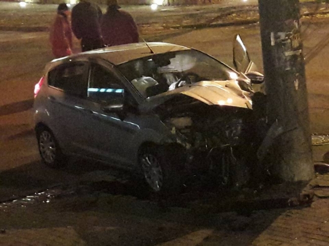 Grav accident în centrul Capitalei: Două mașini, făcute zob