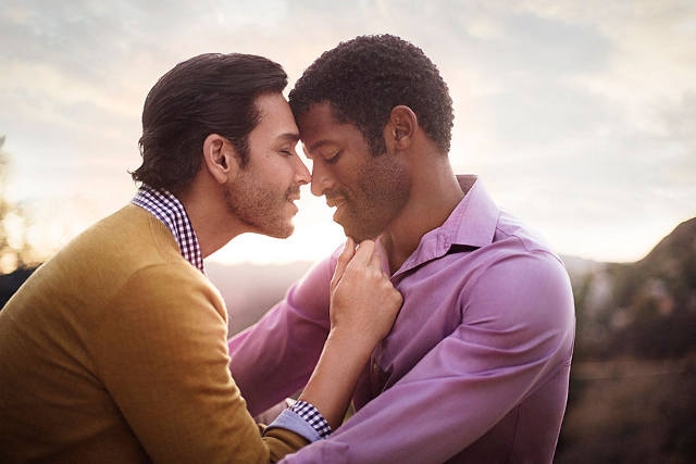 Cupluri gay, surprinse in cele mai romantice ipostaze