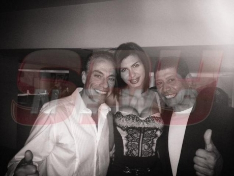 Van Damme in club cu o romanca focoasa