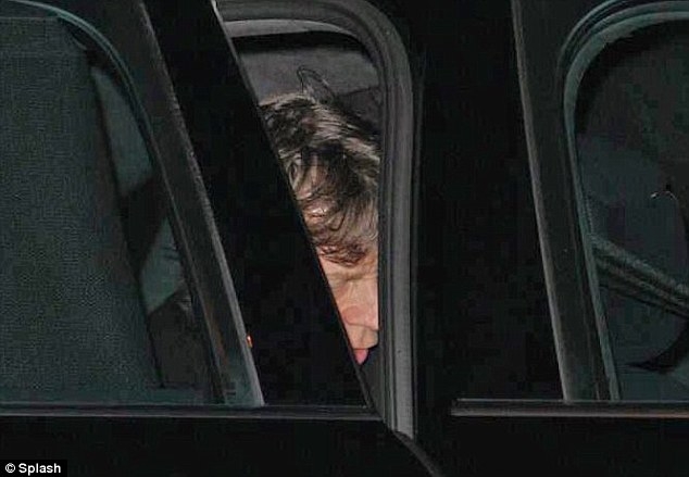 Iubita lui Mick Jagger s-a spanzurat