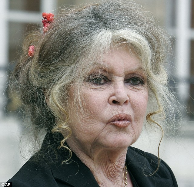Brigitte Bardot - sex simbolul anilor '50!