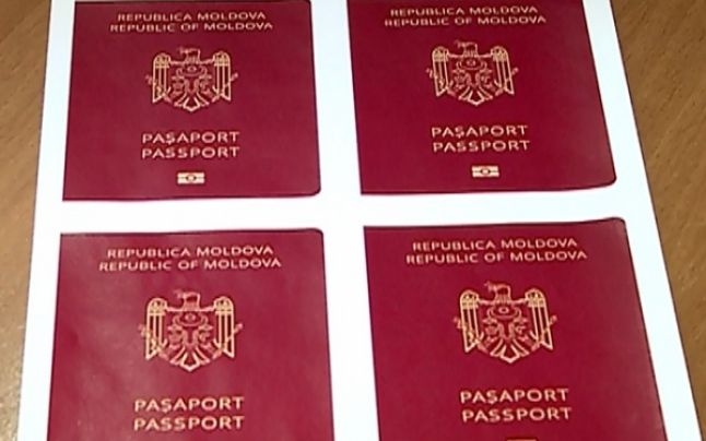 Moldova trece la o noua culoare a pasapoartelor