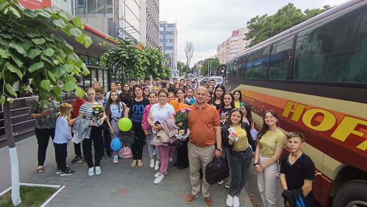 O Vizita De Neuitat La Chisinau Cu Sprijinul Fundatiei Valentin Esanu