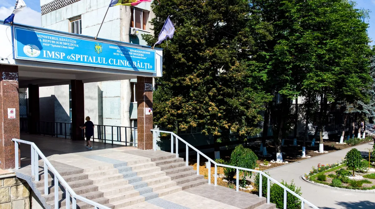 Directorul spitalului raional Bălți a fost demis, după imaginile care au apărut în spațiul public cu blocul alimentar într-o stare dezastruoasă