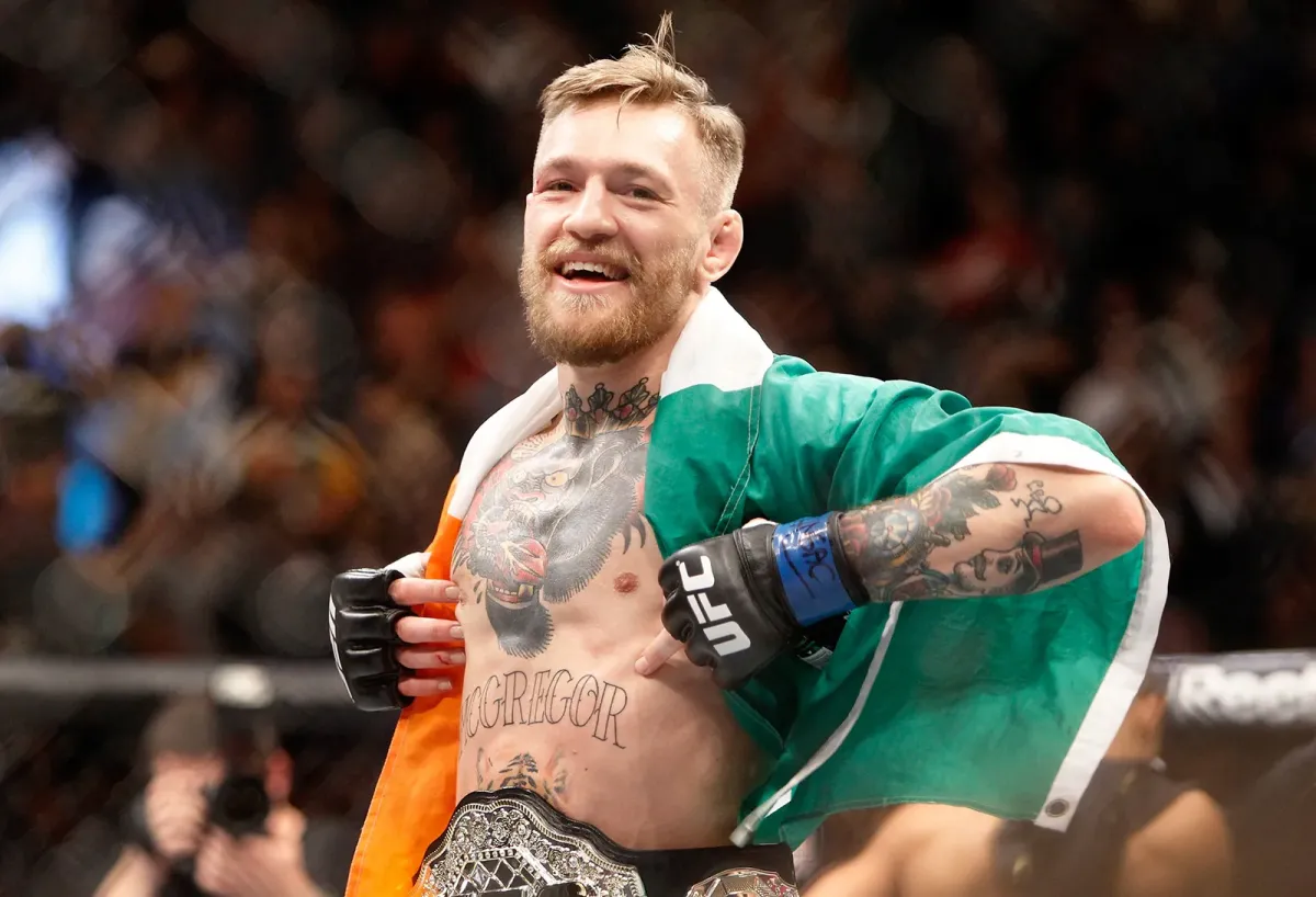 Conor McGregor revine în cușcă după cinci ani, iar tensiunile cu Max Holloway au explodat încă de la conferința de presă - VIDEO