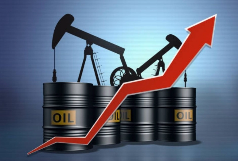 Benzina și motorina s-ar putea scumpi cu 48 de bani pe litru. ANRE propune includerea costului pentru stocurile de urgență/ DOC