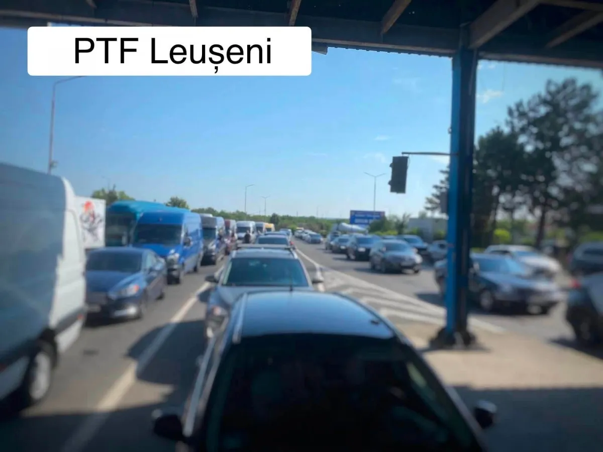 Aglomerație la frontiera Leușeni, pe sensul de ieșire din Republica Moldova. Sunt recomandate rute alternative