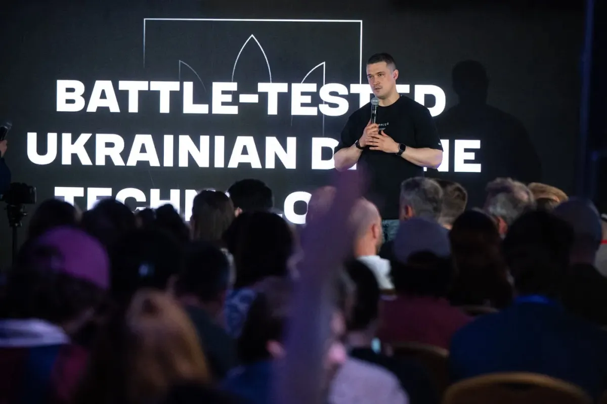 Cum a ajuns ministrul Apărării Mihailo Fedorov în topul popularității din Ucraina, înainte de a fi demis în mod neașteptat de Zelenski. Rolul lui în războiul dronelor