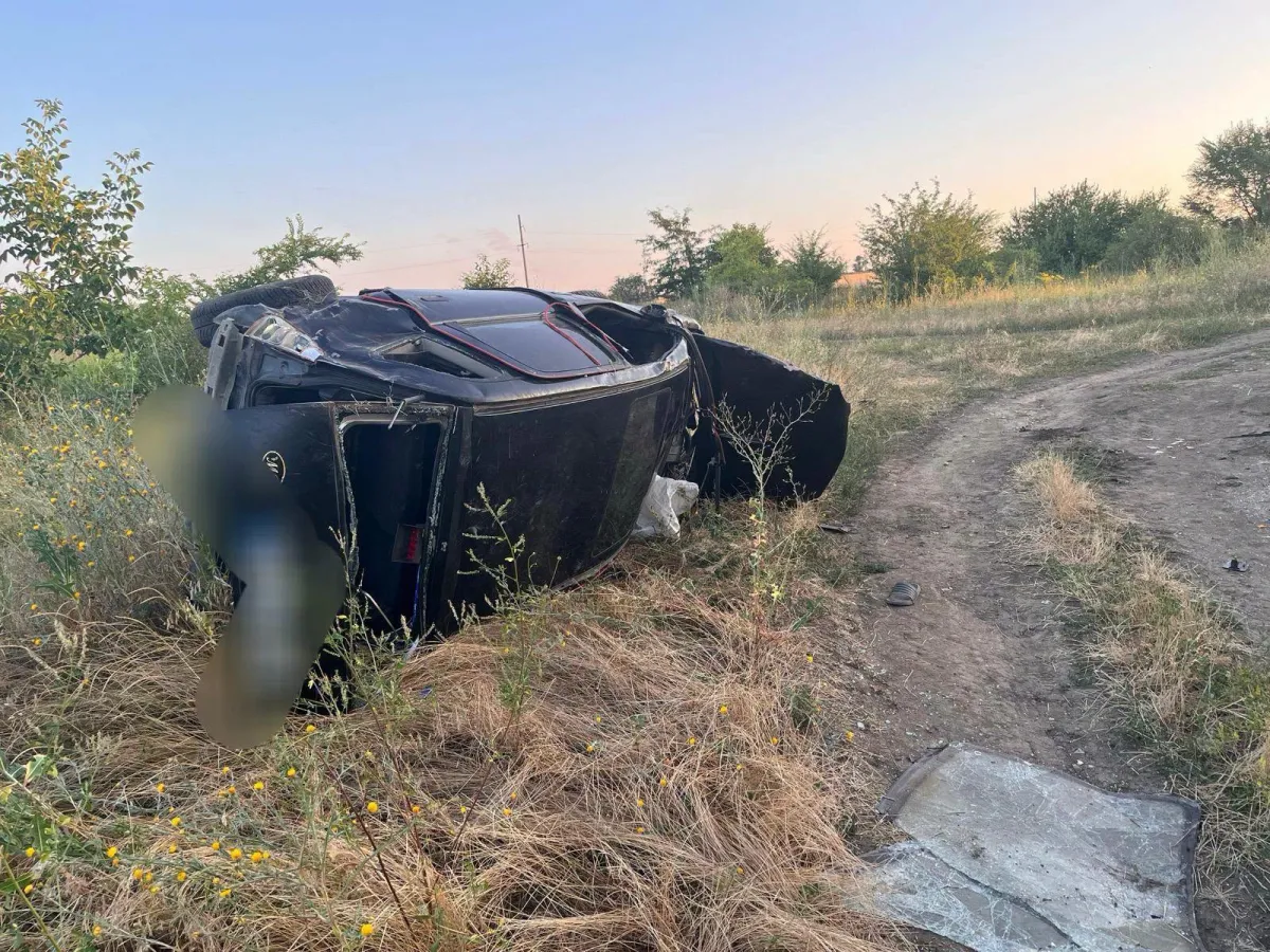 Accident tragic la Hîncești: Un tânăr de 29 de ani a murit după ce mașina s-a răsturnat