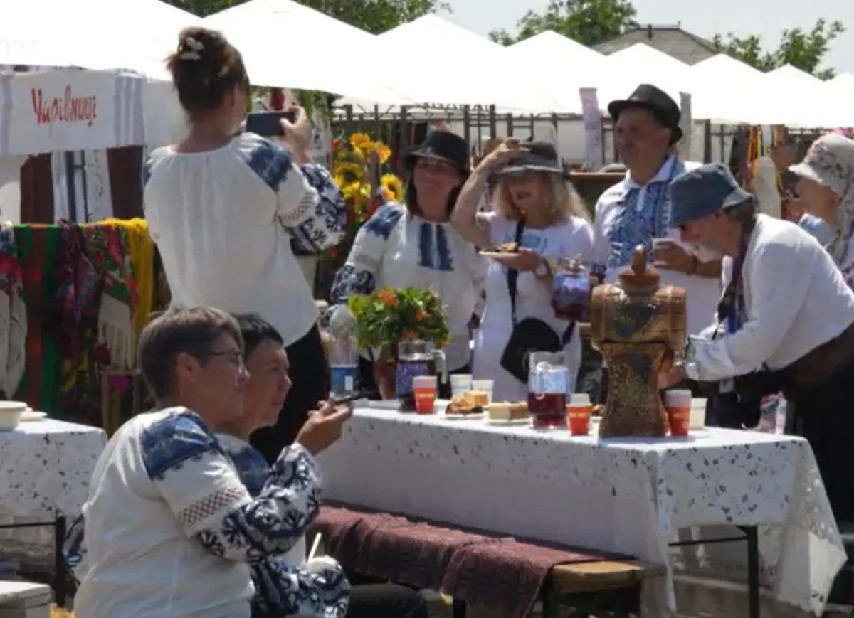 Borș ucrainean, vishivanka și tradiții păstrate cu mândrie: Festival internațional la Glodeni, unde comunitățile ucrainene și-au celebrat identitatea culturală - VIDEO