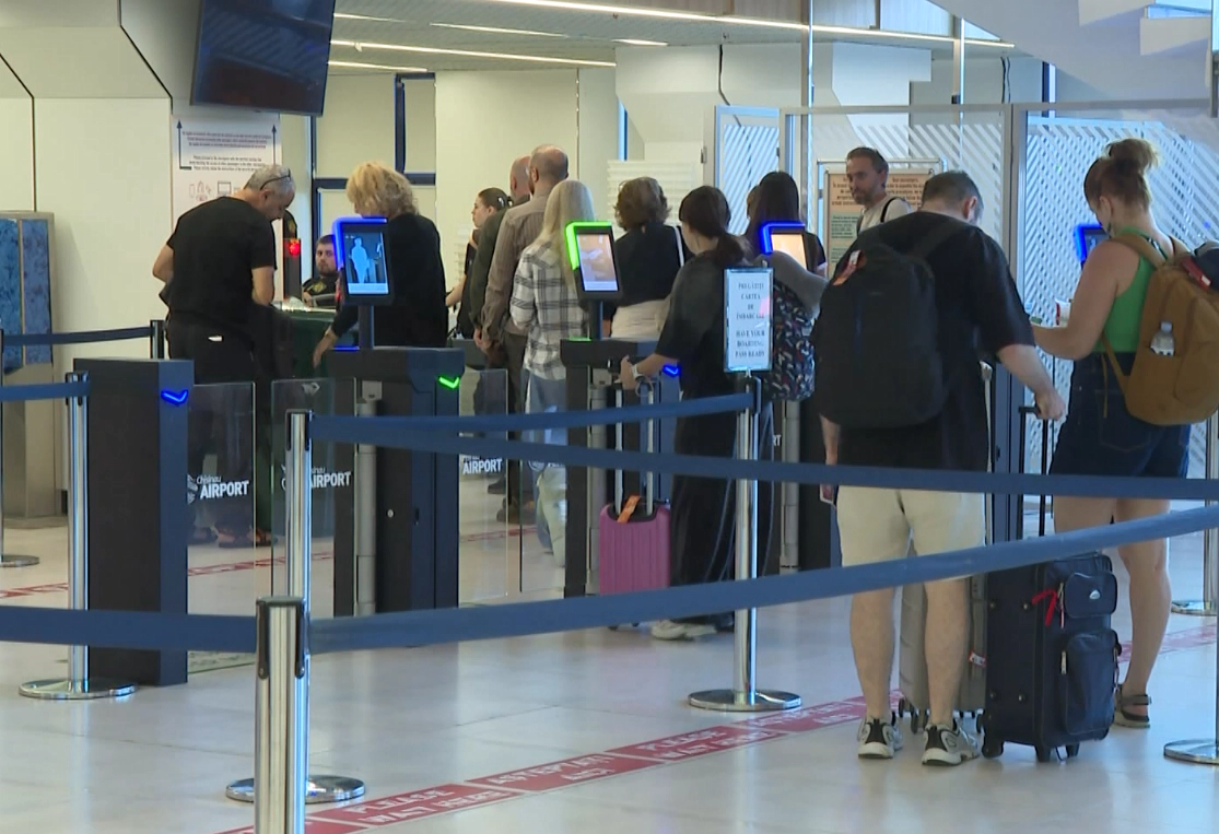 Trafic sporit de călători pe aeroportul internațional Chișinău: Recomandări pentru pasagerii care zboară ziua sau noaptea - VIDEO