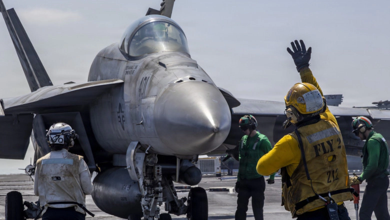 SUA au bombardat Iranul pentru a 13 noapte la rând