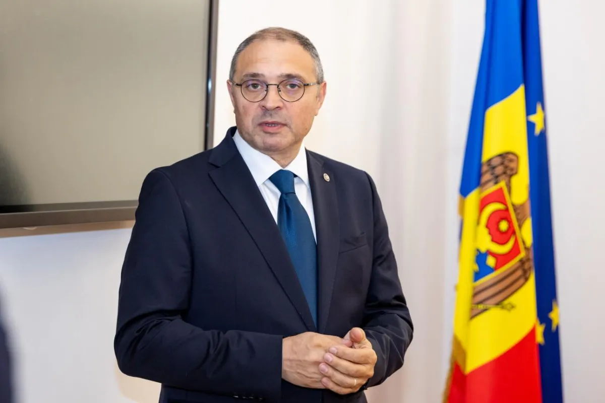 Noul ministrul al Culturii, Dan Suruceanu, împarte de aproape 20 de ani o companie cu un veterinar condamnat pentru corupție - europaliberă.org
