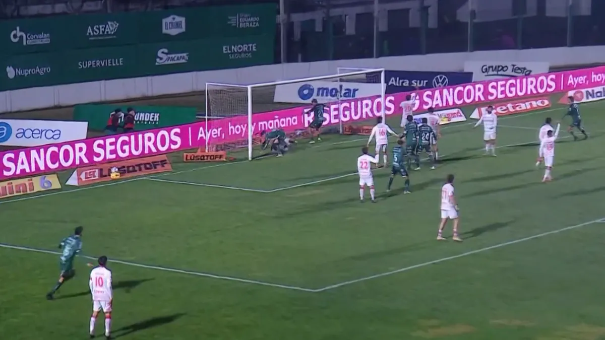 Gol de generic în Argentina: Execuție acrobatică spectaculoasă în meciul lui Argentinos Juniors