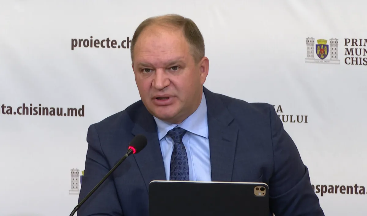 Ion Ceban, noi atacuri la adresa guvernării: Pe cine a parodiat primarul la ședința Primăriei Chișinău - VIDEO