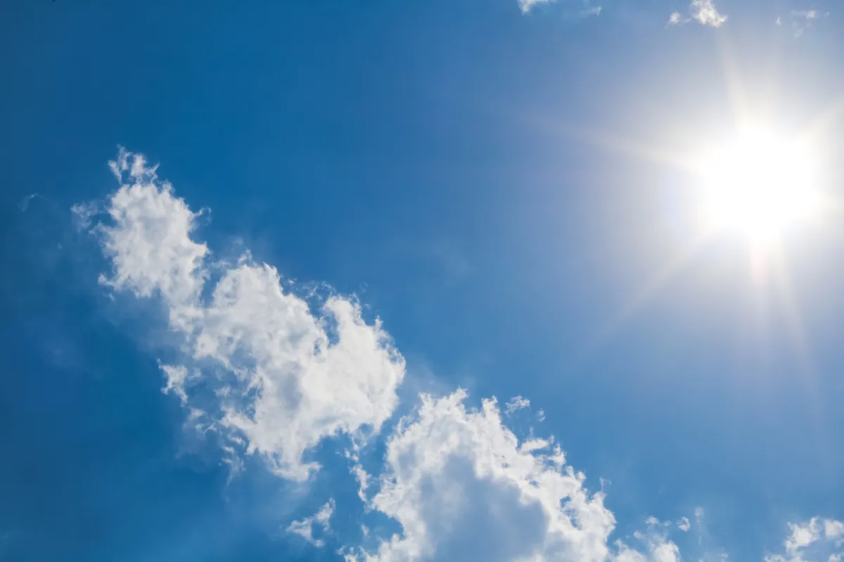 Vreme frumoasă în Republica Moldova: meteorologii anunță până la 29 de grade. Ce temperaturi se vor înregistra la Chișinău