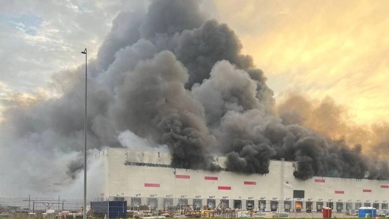 Incendiu la un centru logistic al Wildberries din orașul rus Riazan, după un atac cu drone - VIDEO