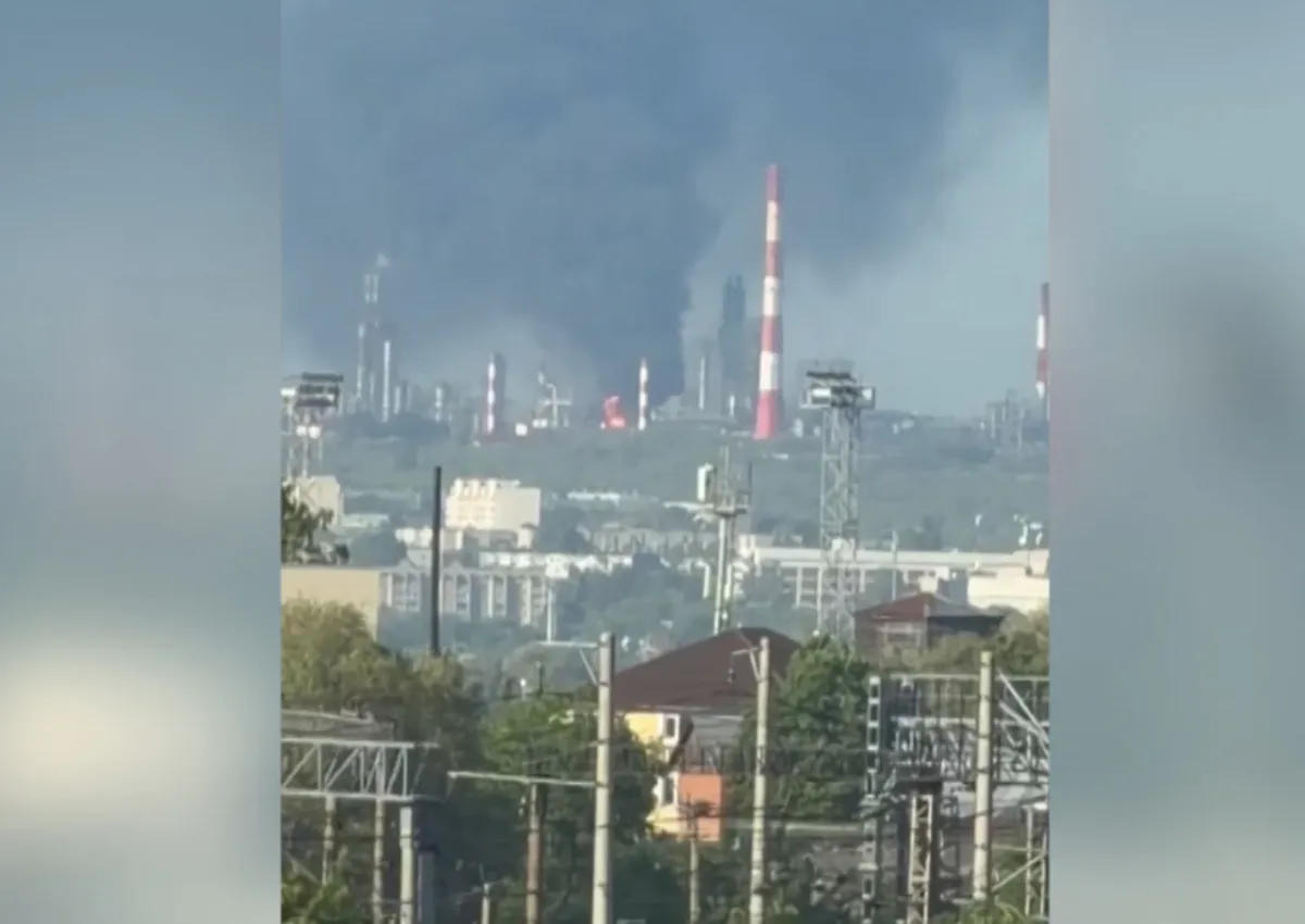 Ucraina lovește din nou în adâncul Rusiei: dronele au atacat obiective industriale din regiunea Riazan, iar un centru logistic Wildberries ar fi fost cuprins de flăcări - VIDEO