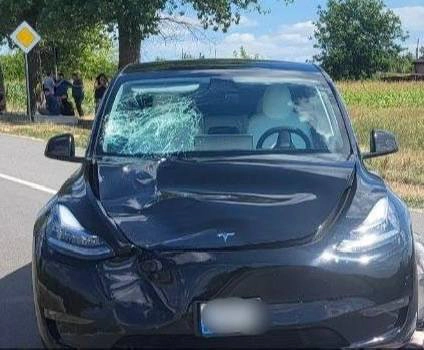 Accident tragic la Telenești: o femeie de 74 de ani a decedat după ce a fost lovită de o mașină în timp ce traversa strada în afara trecerii pentru pietoni