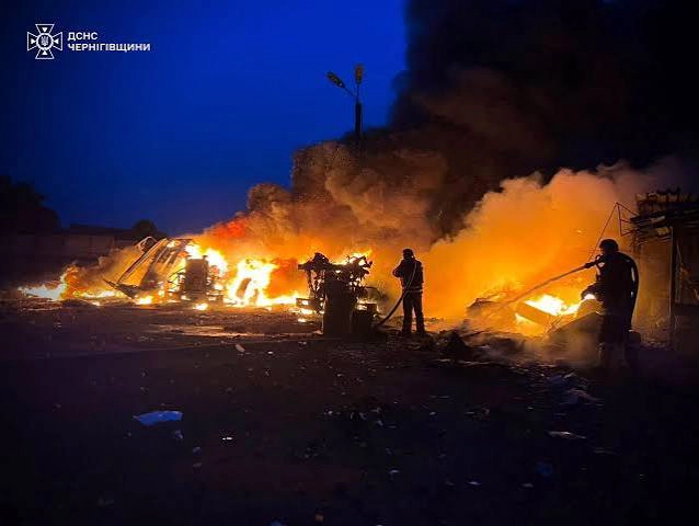Atac masiv al Ucrainei asupra Rusiei: sute de drone au lovit obiective strategice, provocând incendii și distrugeri în mai multe regiuni -  VIDEO