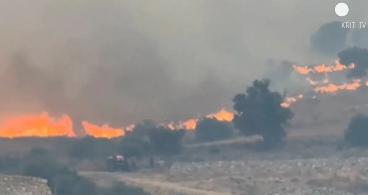 Europa rămâne sub asediul incendiilor de vegetație: Grecia evacuează peste o mie de oameni, Bosnia se luptă cu flăcările, iar Franța își numără pagubele - VIDEO