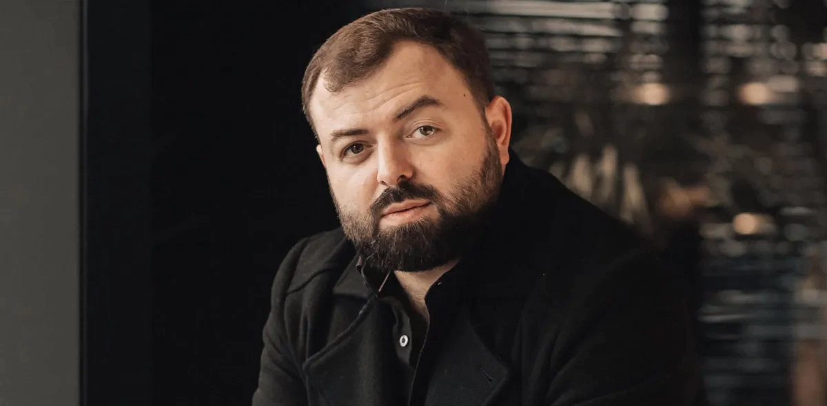 Implantul dentar, explicat de medicul protezist implantolog Sorin Negrea: când este recomandat, cât rezistă și de ce nu trebuie amânat tratamentul - VIDEO