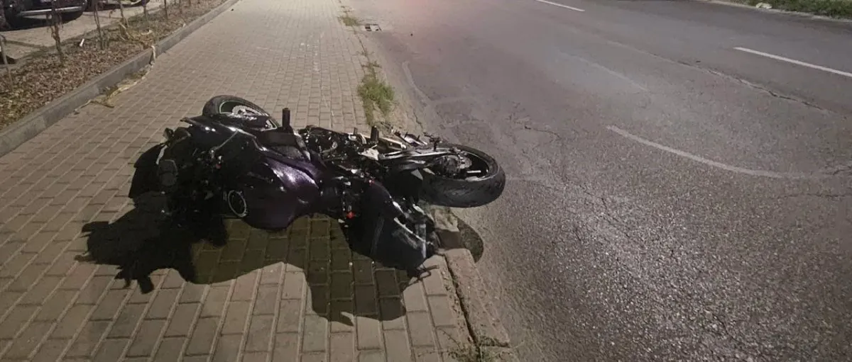 Accident fatal la Chișinău: un motociclist și-a pierdut viața, iar șoferul unui automobil a fost reținut. Cum s-a produs tragedia