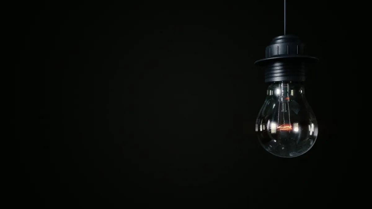 Experții avertizează: fără economii la consumul de energie, Republica Moldova riscă întreruperi temporare de curent în orele de vârf - VIDEO