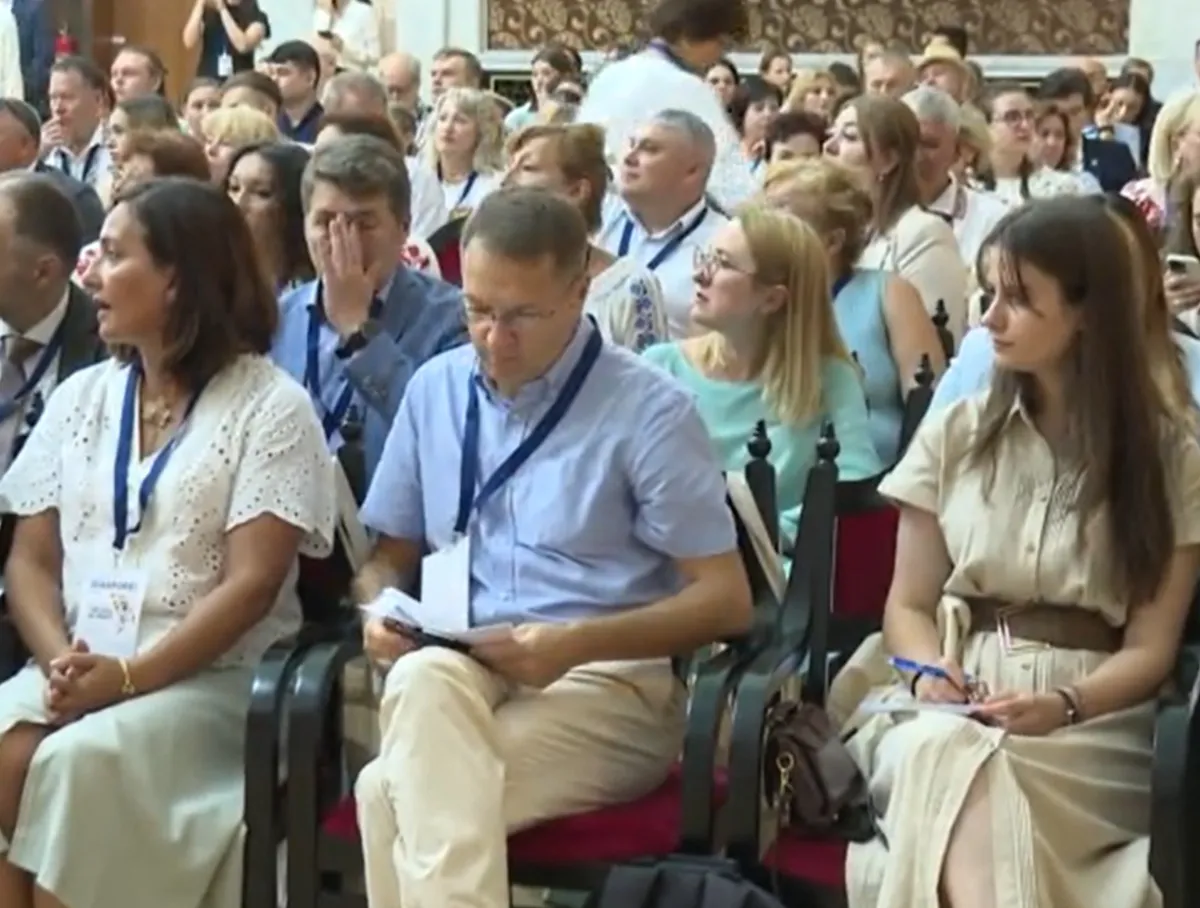 Au revenit în Moldova cu speranțe, dar și cu nemulțumiri: diaspora i-a cerut Maiei Sandu reforme mai rapide și rezultate concrete - VIDEO