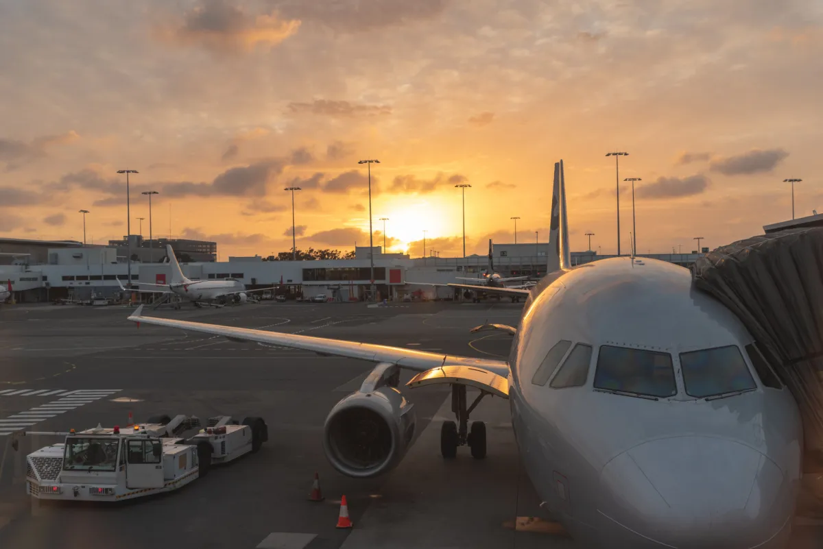 Incident grav pe un aeroport din Sydney. Un Airbus A320 a frânat brusc pentru a evita un Boeing Qatar Airways