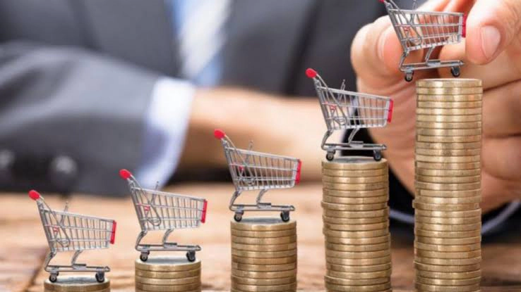 Prețurile continuă să pună presiune pe bugetele moldovenilor: inflația a ajuns la 6,3%, iar motorina este cu aproape 35% mai scumpă decât anul trecut. Ce spun experții - VIDEO
