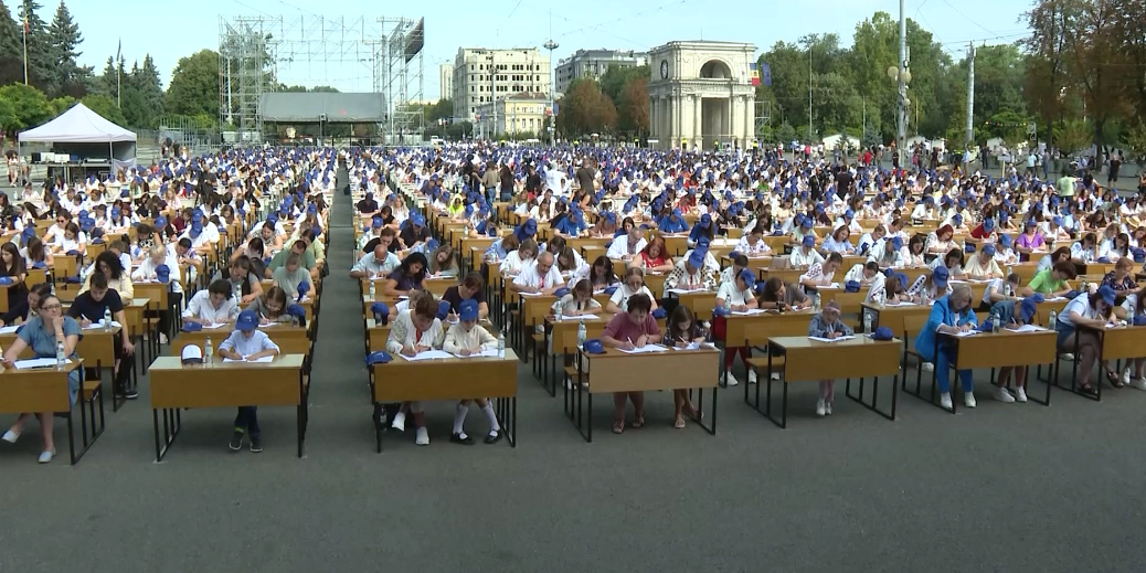 Premieră pentru nevăzători la Marea Dictare Națională: vor fi asigurate dispozitive speciale. Ce spune ministrul Educației - VIDEO